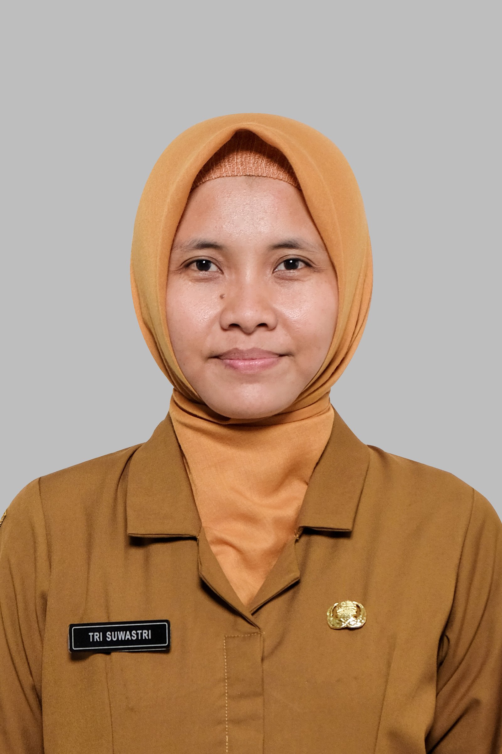 TRI SUWASTRI, S.Sn.